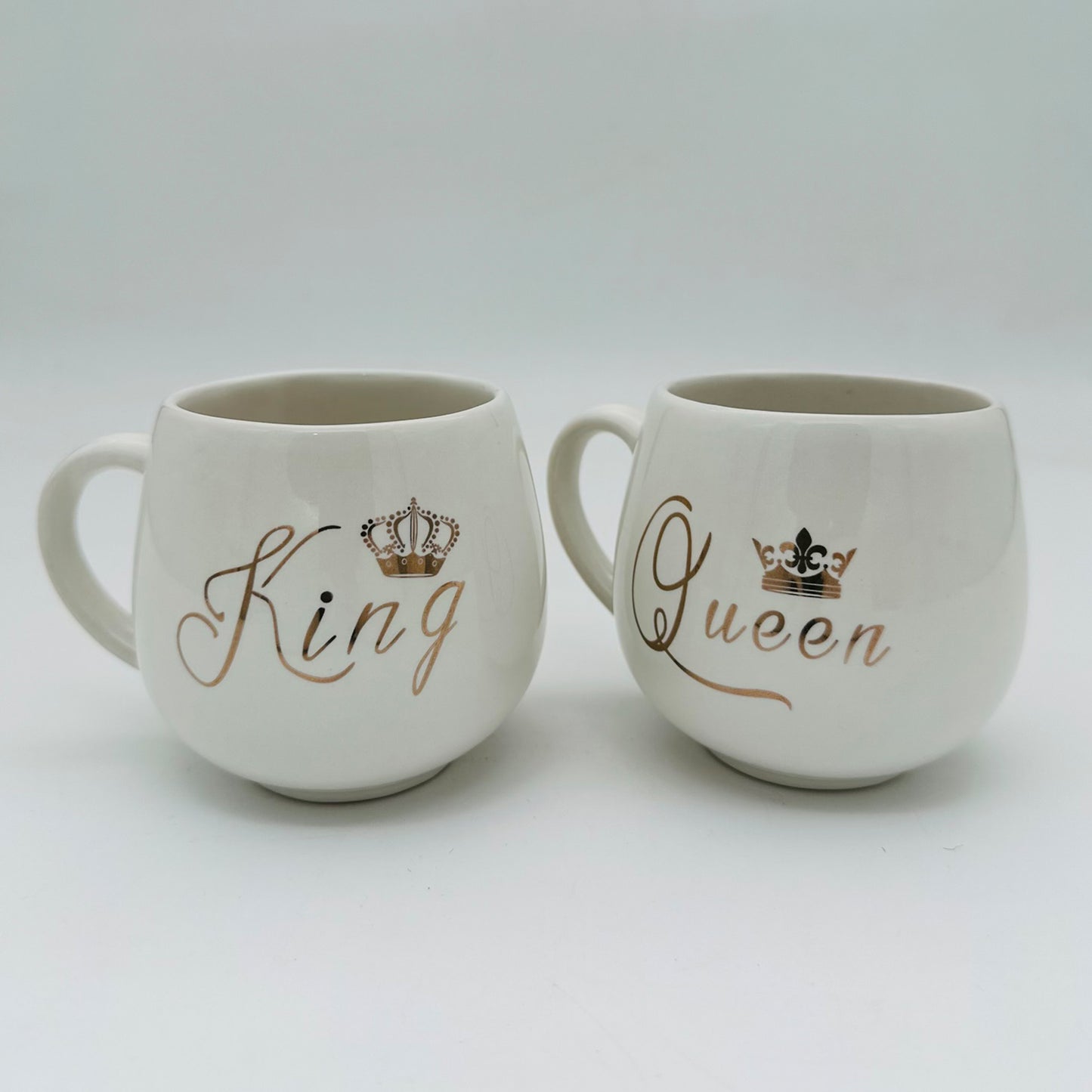 Royal King & Queen White Round Mugs with Golden Text